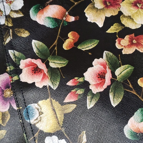 Rosetti Floral And Beautiful Birds Print Black Women's Shoulder Bag - Picture 17 of 17